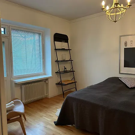 Valoisa Ja Tilava Kaupunkikoti 73 Nelioetae