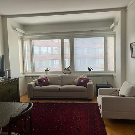 Valoisa Ja Tilava Kaupunkikoti 73 Nelioetae Lejlighed Helsinki