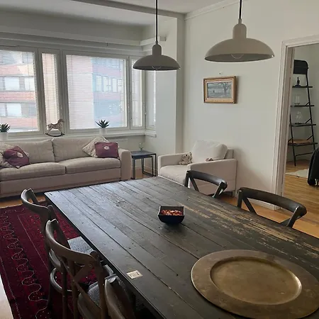 Apartament Valoisa Ja Tilava Kaupunkikoti 73 Nelioetae *