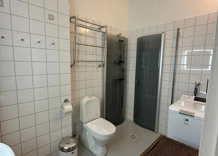 Valoisa Ja Tilava Kaupunkikoti 73 Nelioetae *