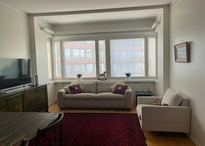 Valoisa Ja Tilava Kaupunkikoti 73 Nelioetae Lejlighed Helsinki