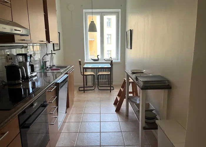 Valoisa Ja Tilava Kaupunkikoti 73 Nelioetae Lejlighed Helsinki